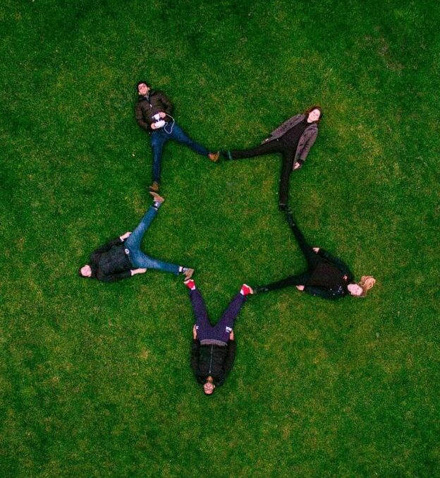 adults-g6df40fa78_1920